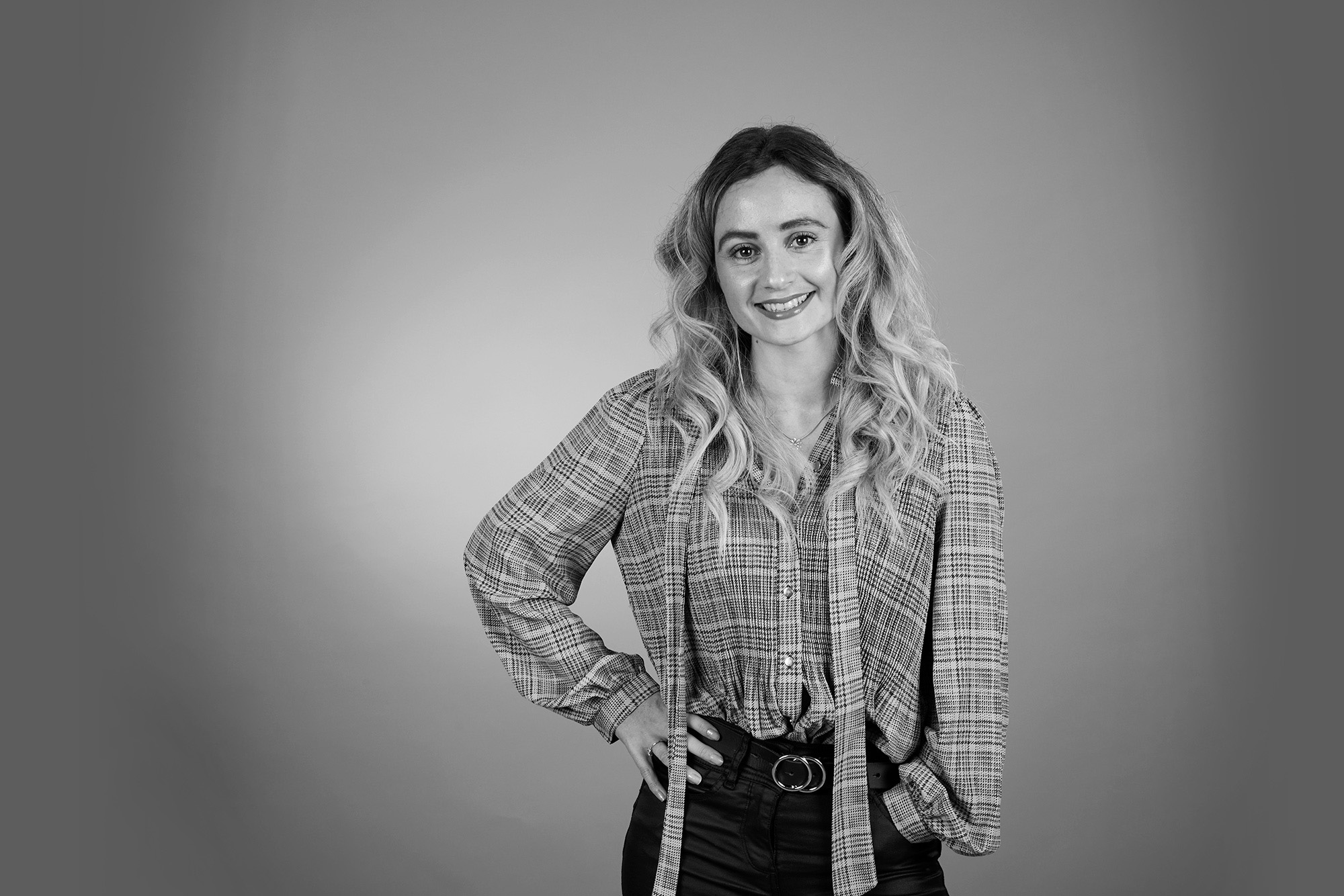 amy-retouch-greyscale-web-nov2021